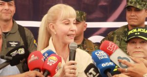 En Tuluá fueron capturados a alias “Naranjo” y “Pipo”.