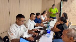 Más de 200 usuarios de Coosalud fueron atendidos en jornada de salud en Cali.