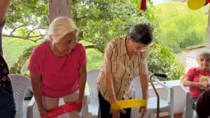Isabel Males, ejemplo de liderazgo ambiental en La Buitrera recibe el Galardón de la Mujer Vallecaucana