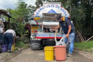 Restablecen el servicio de agua potable en Buenaventura tras varios días de afectación.