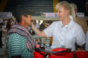Productores de Tuluá destacan el impacto de los kits entregados por Valle Agro